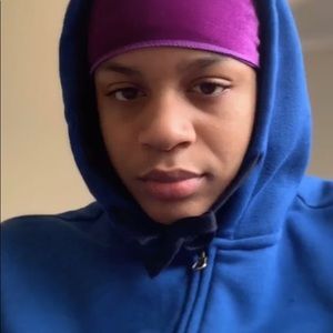 Meet your Posher, Demarion